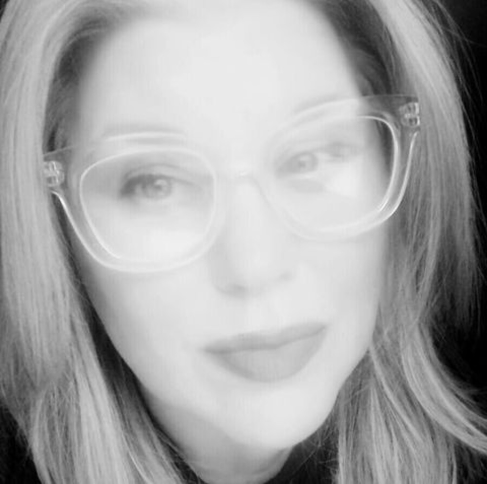 Meet your Posher, Michele